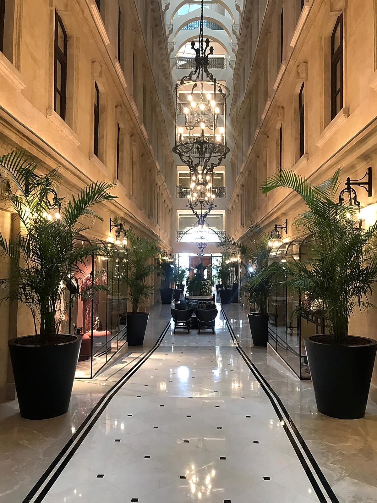 service single images